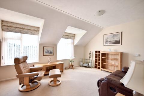 2 bedroom retirement property for sale, Henbit Close, Tadworth KT20