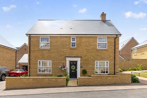 4 bedroom detached house for sale, Castle Close, Ketton, Stamford