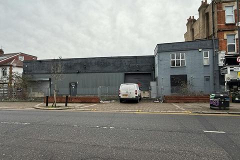 Warehouse to rent, 62-66 Park Para London NW10 4JB