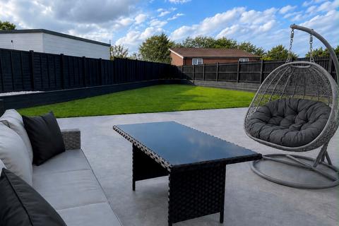 4 bedroom detached house for sale, Rosemary Avenue, Goldthorn Park, Wolverhampton
