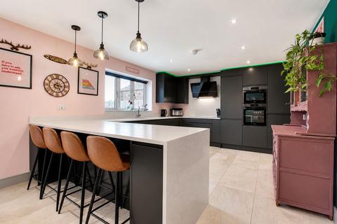 4 bedroom detached house for sale, High Road, Wisbech St. Mary, PE13