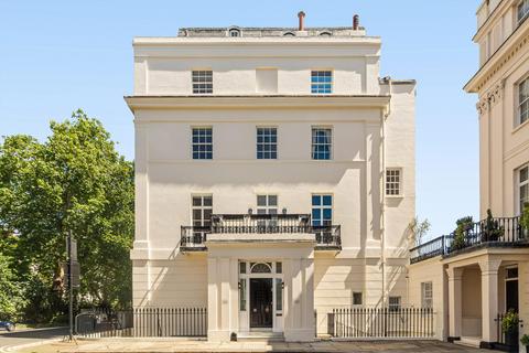 6 bedroom terraced house to rent, Chester Square, Belgravia, London SW1W