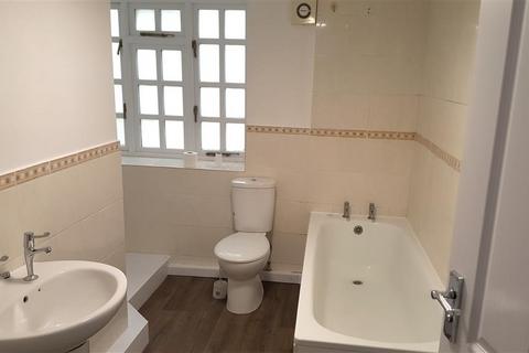 2 bedroom flat to rent, Nene Quay, WISBECH