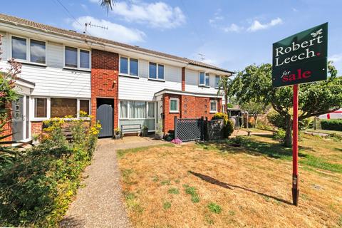 2 bedroom terraced house for sale, Home Park, Oxted RH8