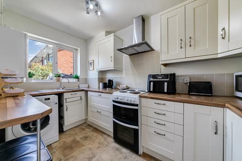2 bedroom terraced house for sale, Home Park, Oxted RH8