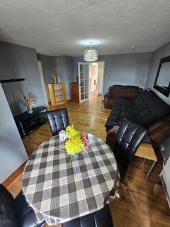 2 bedroom flat to rent, Cherry Blossom N13