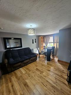 2 bedroom flat to rent, Cherry Blossom N13