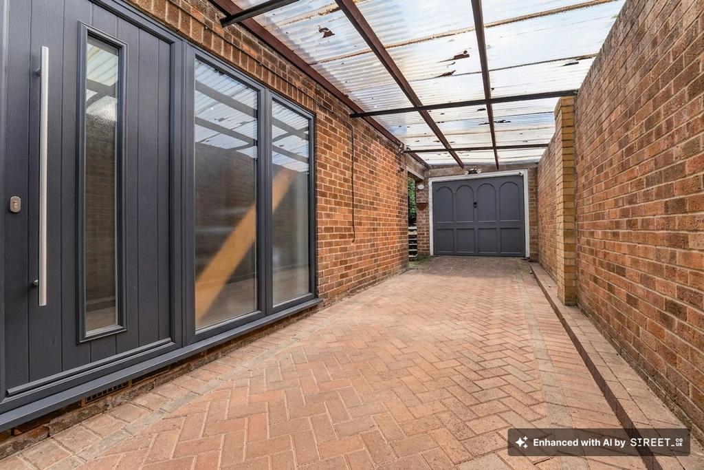 House in Gedling, Woodthorpe - View 4