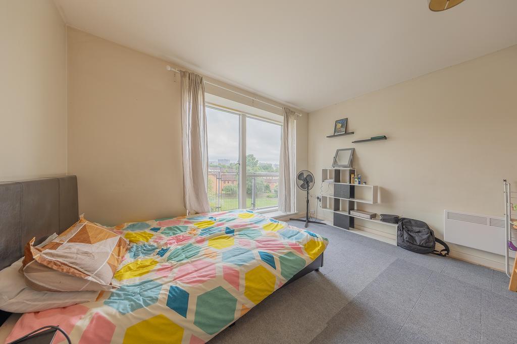 Apartment in Birmingham, West Midlands - View 4