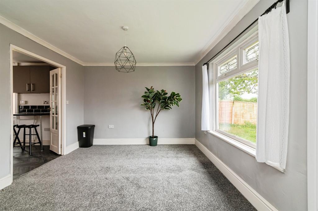 House in Nottingham, Bilborough - View 5