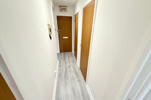 Studio for sale, Park Road, Barnet EN4