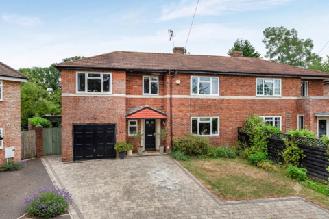 4 bedroom semi-detached house for sale, Nightingale Crescent, West Horsley
