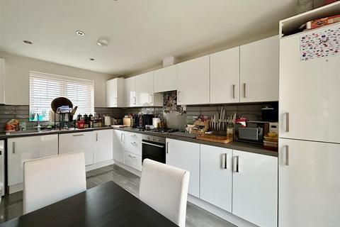 4 bedroom detached house for sale, Monksmoor Road, Telford TF4