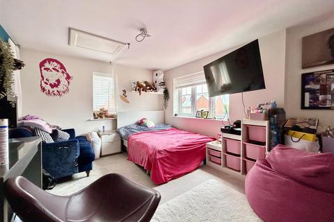 4 bedroom detached house for sale, Monksmoor Road, Telford TF4