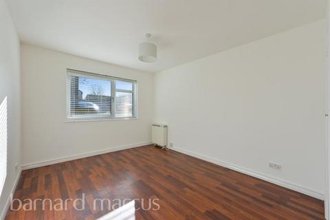 2 bedroom ground floor flat for sale, Grange Road, Sutton