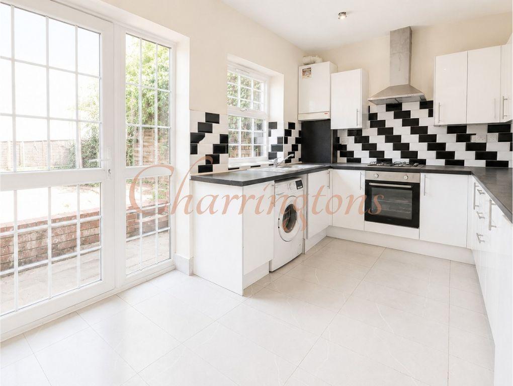 House in London - View 5