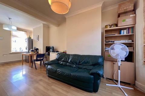 2 bedroom terraced house for sale, Upperton Road West, Plaistow, E13 9LT