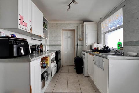 2 bedroom terraced house for sale, Upperton Road West, Plaistow, E13 9LT
