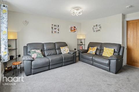 3 bedroom semi-detached house for sale, Deansleigh, Lincoln