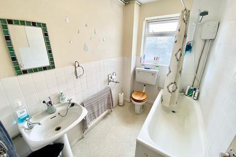1 bedroom flat to rent, Willridge Court, London, E11