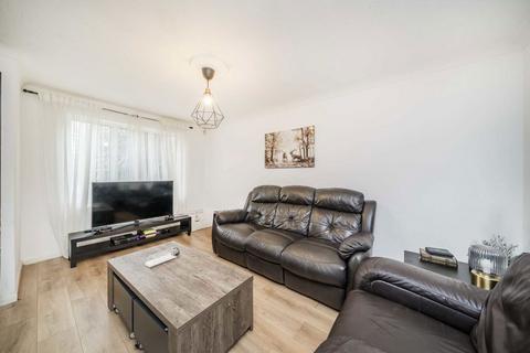 3 bedroom detached house for sale, Kings Chase, East Molesey KT8