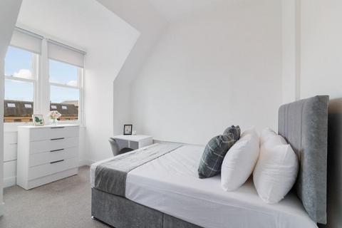 1 bedroom in a flat share to rent, Room 2 10 Whitehall Street