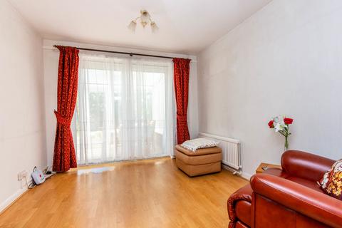 3 bedroom semi-detached house for sale, Grangeway, Rushden NN10