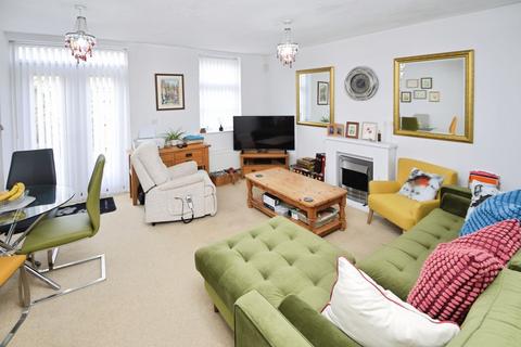 3 bedroom terraced house for sale, Littlelands, Bradford BD16