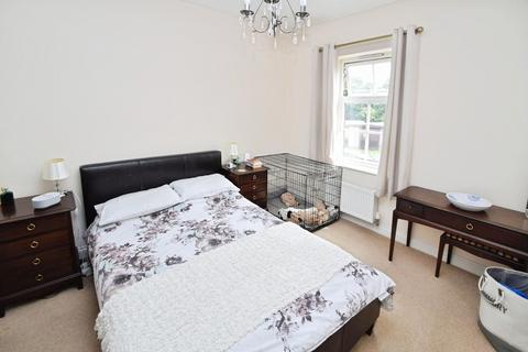 3 bedroom terraced house for sale, Littlelands, Bradford BD16