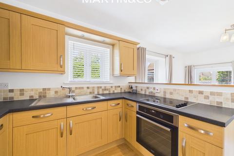 1 bedroom detached house to rent, Just off Station Road, Wokingham