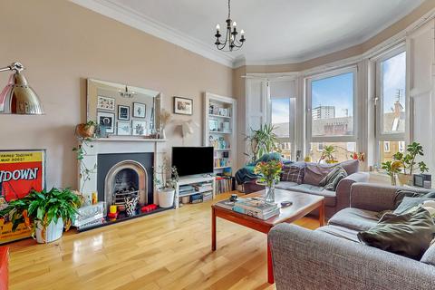 undefined, Crow Road, Glasgow G11