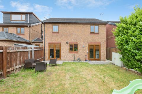 4 bedroom detached house for sale, Lakeland Avenue, Barrow-in-furness, LA13