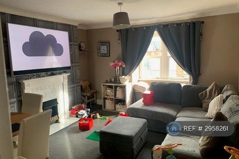 2 bed flat/apartment for rent in Compton Street, Eastbourne, BN21
