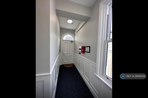 1 bedroom flat to rent, St Johns Rd, Tunbridge Wells, TN4
