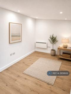 Studio to rent, Lynn Road, Wisbech, PE13