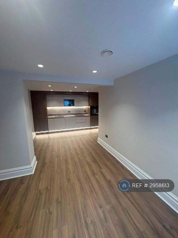 Apartment in Liverpool - View 3