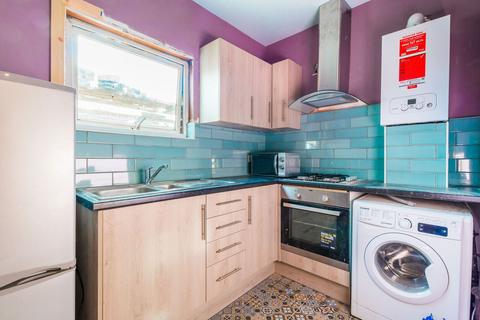 2 bedroom flat to rent, Selby Road, Leytonstone, London, E11