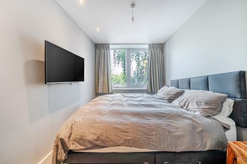 2 bedroom flat for sale, Northbourne Road, London, SW4