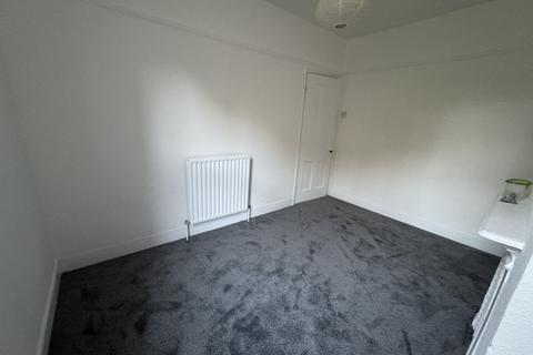 3 bedroom terraced house to rent, Green Lane, Ilford IG1