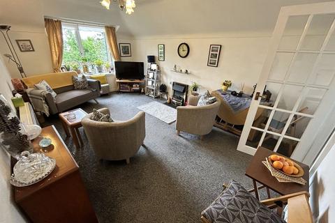1 bedroom apartment for sale, Penrhyn Avenue, Rhos On Sea