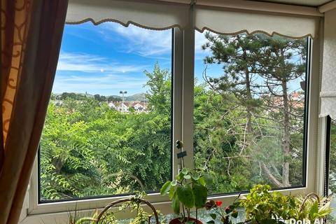 1 bedroom apartment for sale, Penrhyn Avenue, Rhos On Sea
