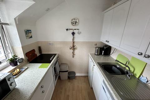 1 bedroom apartment for sale, Penrhyn Avenue, Rhos On Sea