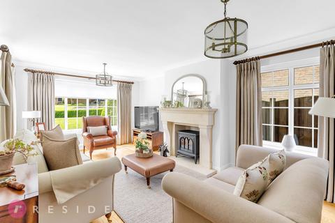 4 bedroom detached house for sale, Oulder Hill Drive, Rochdale OL11