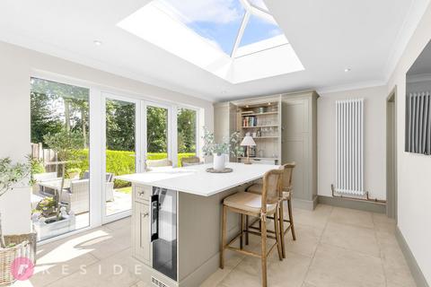 4 bedroom detached house for sale, Oulder Hill Drive, Rochdale OL11