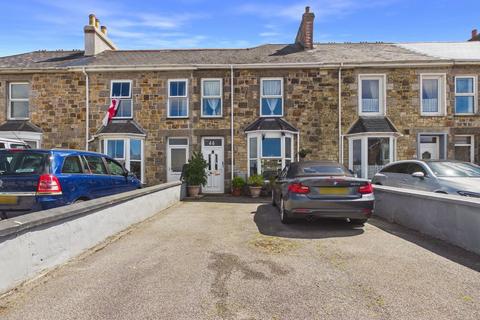 3 bedroom house for sale, Dolcoath Road Camborne - Lovely family home with three bedrooms within a short walk of town