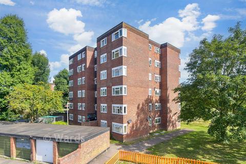 1 bedroom flat for sale, Cressfield, Ashford TN23