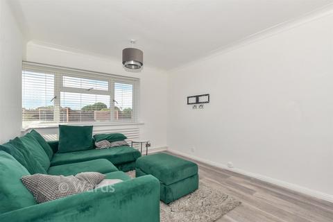 1 bedroom flat for sale, Cressfield, Ashford TN23