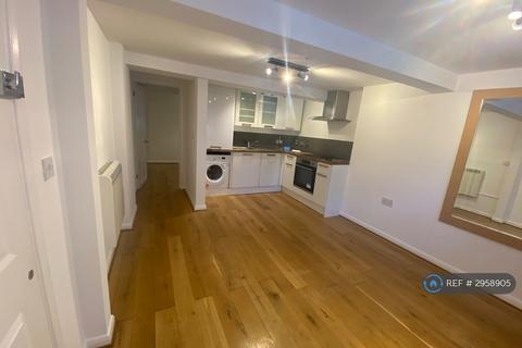 undefined, Muirfield Close, Reading, RG1