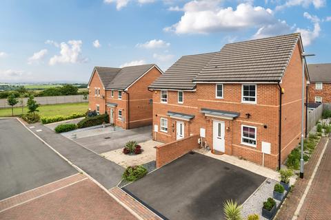 3 bedroom semi-detached house for sale, Perry Grove, Morley, Leeds, West Yorkshire, LS27