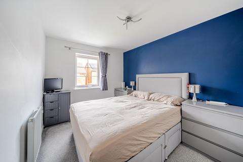 3 bedroom semi-detached house for sale, Perry Grove, Morley, Leeds, West Yorkshire, LS27